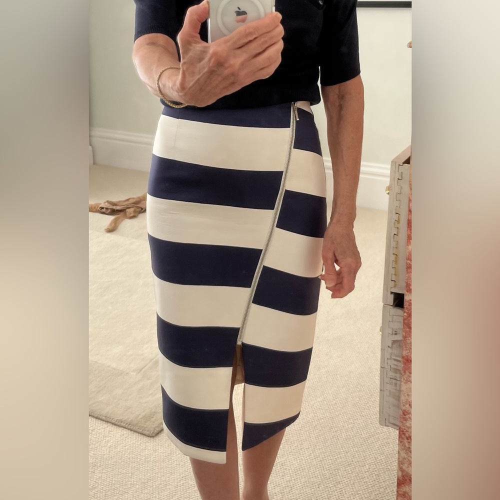 NICHOLAS navy and white skirt made in Aus. Size 4  in Aus size and size 2 US